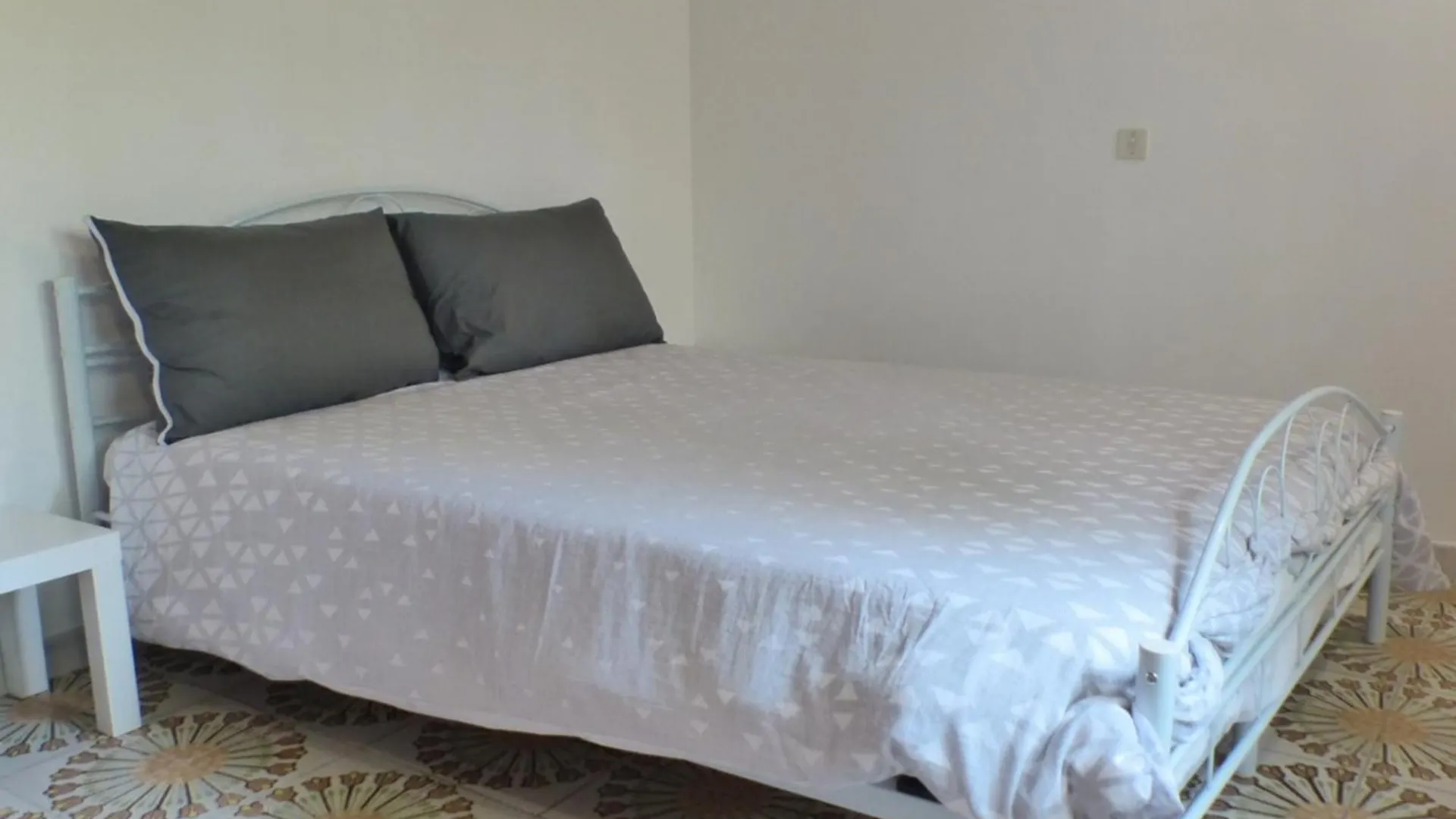 Holiday home Spacious House With Garden Six-Fours-Les-Plages