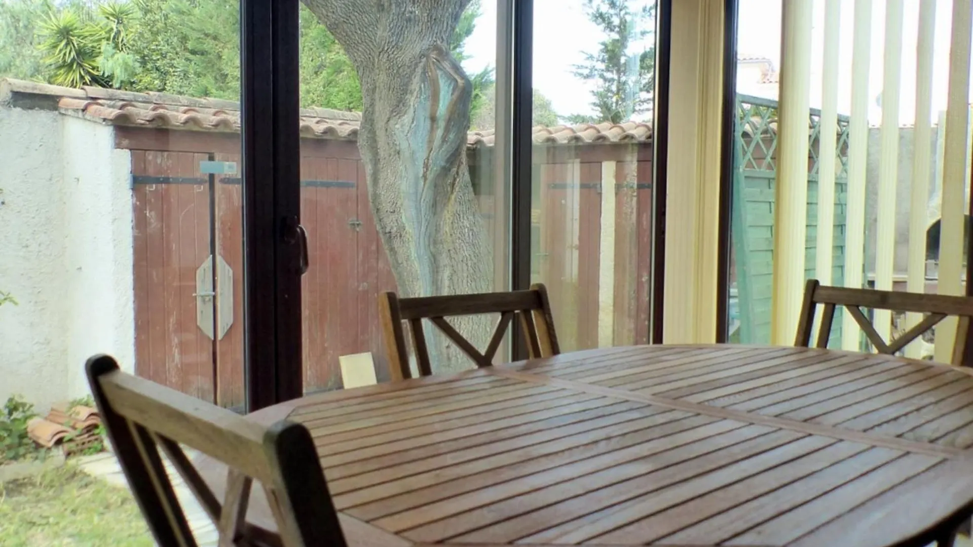 Holiday home Spacious House With Garden Six-Fours-Les-Plages
